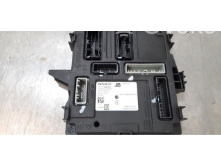 Блок комфорта 284B133925R   Renault Captur II   