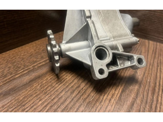 Масляный насос  OM 646.982 6111810201, 6111810201  Mercedes-Benz Vito Viano W639 