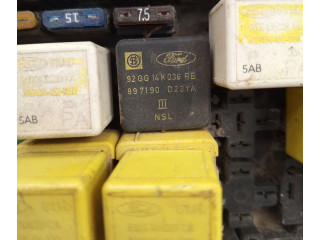 Блок предохранителей 92GG14K036BB, 897190D23YA   Ford Scorpio