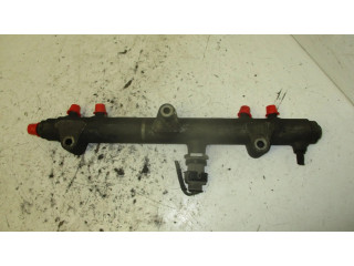 Vstřikovací lišta 0445214041   Chrysler Grand Voyager IV  pro naftový motor 2.8 ENR 