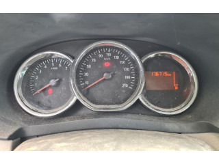 Přístrojová deska  Dacia Lodgy 2012 176.715KMS  