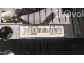 Přístrojová deska  Mercedes-Benz ML W164 2011 A1649008400  