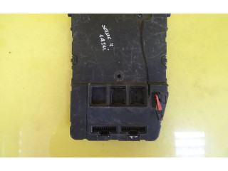Pojistková skříňka Řídící jednotka BSM 8200309689   Renault Megane II 2004