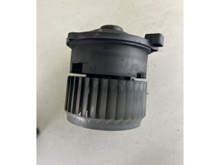 Вентилятор печки    MF0160700701, 1736006902   Mitsubishi Colt