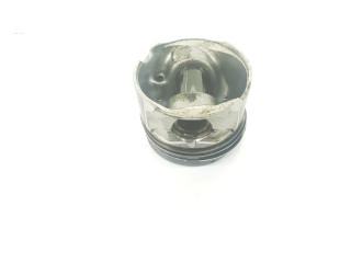 Píst 11258580515   BMW 5 F10 F11   2.0  