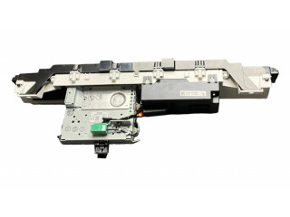Дисплей    EH70611J0E, 4685000076   Mazda CX-7