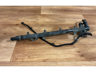 Vstřikovací lišta A6110700095, 018001   Mercedes-Benz C W203     
