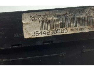 Přístrojová deska  Peugeot 406  9644230980  