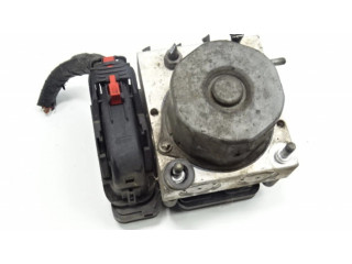 Jednotka ABS 6R0614517   Skoda Fabia Mk2 (5J) 2013