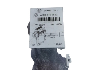   Pojistková skříňka A0285459832, 05045113   Mercede-Benz S W220 2001