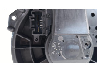 Вентилятор печки    11P63120   Toyota Prius c