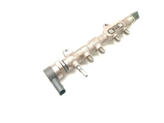 Vstřikovací lišta 8511629, 0445213026   BMW 1 F20 F21    B37D15A 
