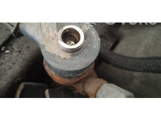 Vstřikovač 0445110256, 338002A400   Hyundai i30     
