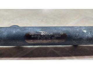 Vstřikovací lišta 0445216002, 000542   BMW 5 E39  pro naftový motor 2.5  