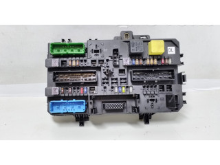   Pojistková skříňka 13180775, 5DK00866951   Opel Astra H 2004