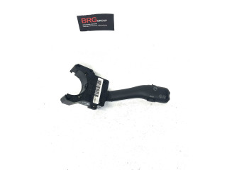 Ручка стеклоочистителей 4B0953503H, CZC301202032   Volkswagen PASSAT B5.5