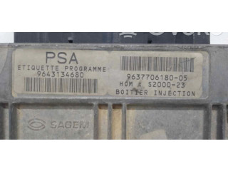 Блок управления двигателем ECU 9643134680   Peugeot 206+
