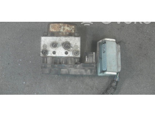 Блок АБС    Mazda  MPV II LW  1999 - 2007 года
