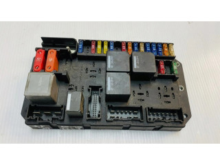   Pojistková skříňka YQE500390   Land Rover Range Rover L322 2008