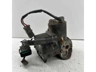Jednotka ABS    Mitsubishi L200 2000