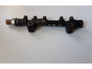 Vstřikovací lišta 9804776780   Peugeot 3008 II    BHZ (DV6FC) 