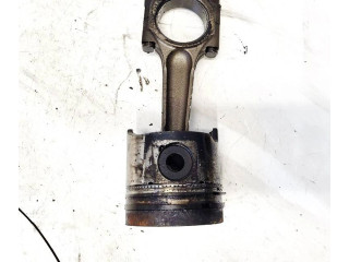 Píst    Peugeot 406     