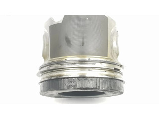 Píst 11257812585   BMW 5 F10 F11   3.0 N57D30A 