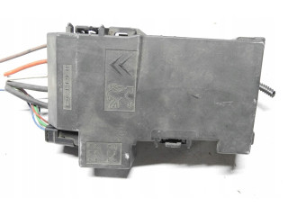   Pojistková skříňka 9666527580, 9686219510   Peugeot 3008  2013