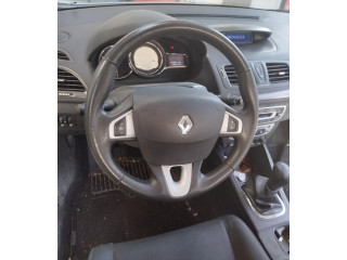 Volant Renault Megane III 2012 484001175R  