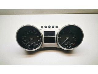 Přístrojová deska  Mercedes-Benz R W251 2007 A2515400748  
