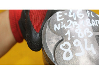 Píst 7658404   BMW 3 E36     
