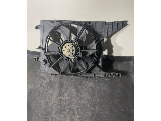 Вентилятор радиатора     8200065257, 8200065257    Renault Wind 