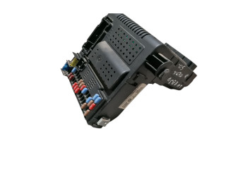   Pojistková skříňka 12243779, 30728542   Volvo XC70 2005