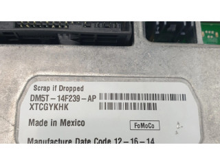 Дисплей    DM5T14F239AP   Ford Focus