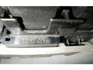 Блок предохранителей  7154-5642, 71545642   Mazda 5    