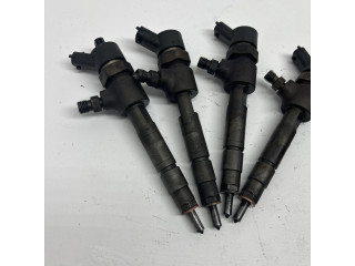 Vstřikovač 0445110068   Alfa Romeo 166  pro naftový motor 2.4  
