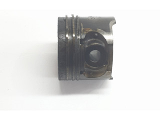 Píst 7701475075, 7701475075   Renault Kangoo I    K9K702 