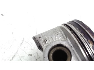 Píst 21120   Toyota Yaris  pro benzínový motor 1.5  0869