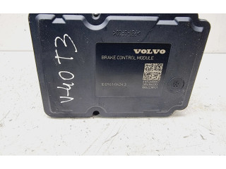 Jednotka ABS 31423315, 31423317   Volvo V40 Cross country 2017