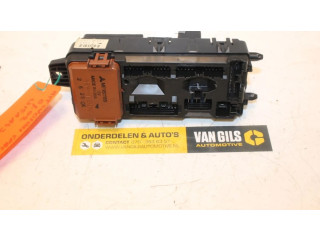 Блок предохранителей  MR953355, MR953355   Mitsubishi Space Star    