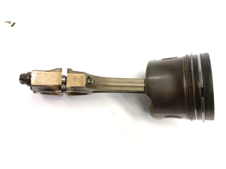 Píst    BMW 3 E46  pro naftový motor 2.0 m47 