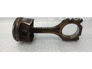 Píst 036L7AH   Volkswagen Touran I     