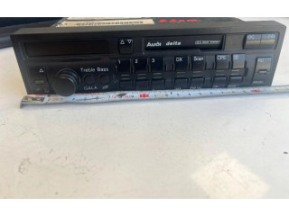 Радио/ проигрыватель CD/DVD / навигация    Audi  A4 S4 B5 8D  1994 - 1999 года