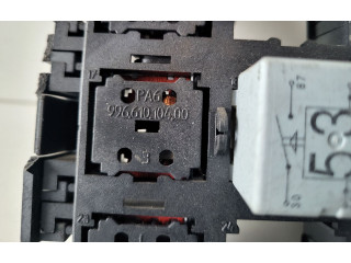   Pojistková skříňka 99661010400   Porsche Boxster 986 2001