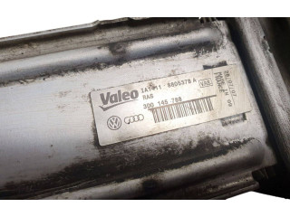 Интеркулер  3D0145788, 880537B   Volkswagen Phaeton 