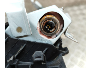 Подушка безопасности для колен 739000K080C0   Toyota Hilux (AN120, AN130)