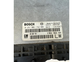Vstřikovací čerpadlo 90589739, 28SA3740   Opel Frontera B     