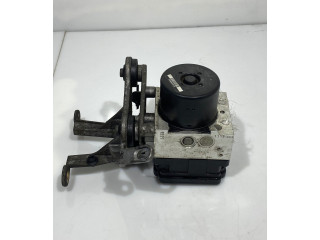 Jednotka ABS A1729014100   Mercedes-Benz C W204 2011