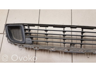 Передняя решётка Citroen C5 2008-2016 года       