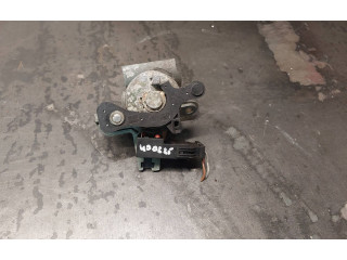 Замок багажника 8D5827573    Audi A4 S4 B5 8D 1994 - 1999 года